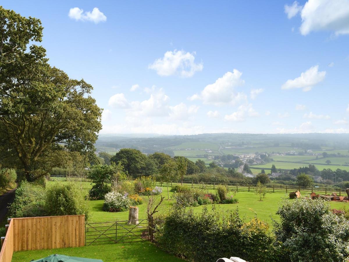 Paxton View Barn Villa Llanddarog Exterior photo